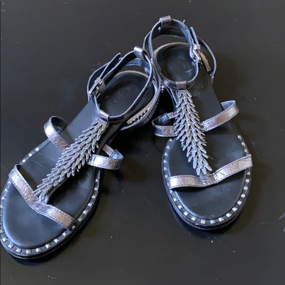 ASH Flat in studded leather EU 36 US 6